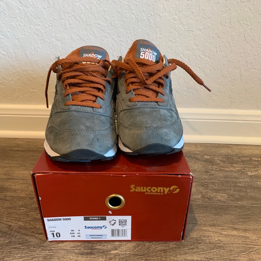 Men’s Saucony originals shoes size 10